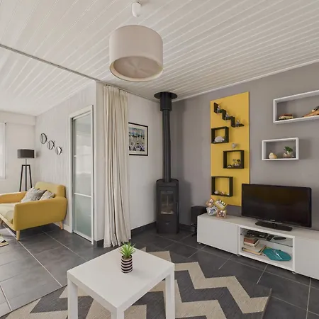 Casa vacanze Maison Pour 8 - Terrasse - Barbecue - 500 M *