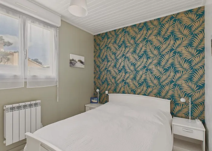 Maison Pour 8 - Terrasse - Barbecue - 500 M Casa vacanze *