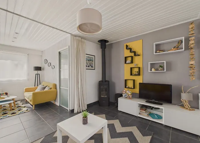 Casa vacanze Maison Pour 8 - Terrasse - Barbecue - 500 M *